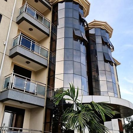 Eric Wilkins Apartments Lubowa Luaran gambar