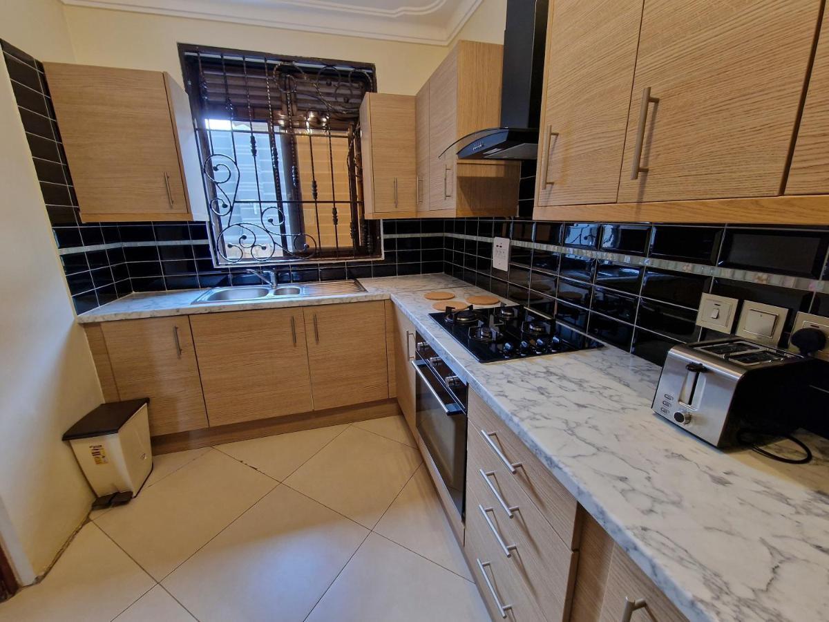 Eric Wilkins Apartments Lubowa Luaran gambar
