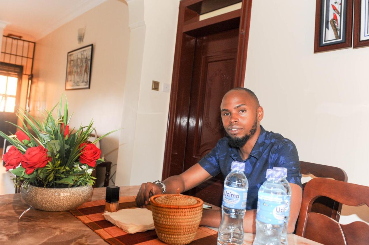 Eric Wilkins Apartments Lubowa Luaran gambar